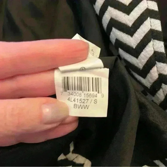 Karen Kane Chevron Print Single Button Blazer Women’s Size Small Black White - Picture 6 of 9